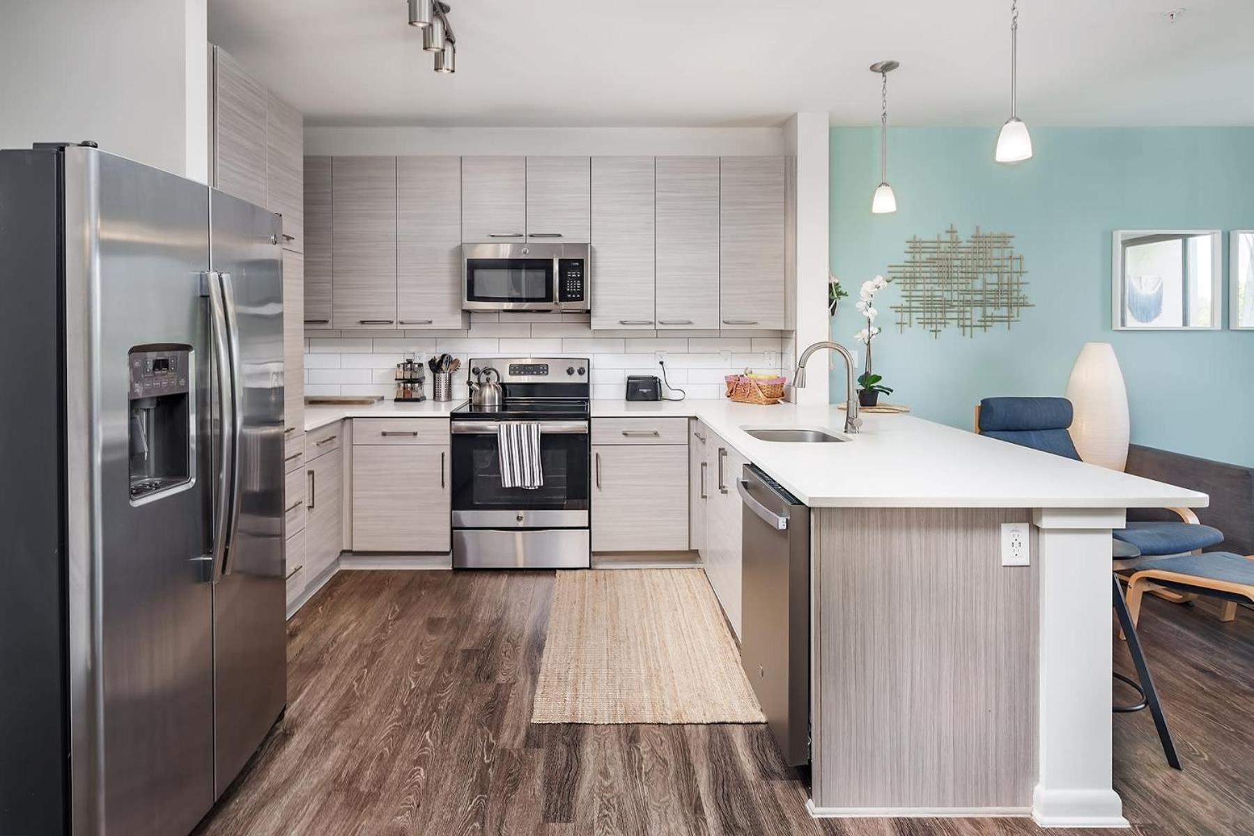 שרלוט Uptown 4Th Ward Luxury Apt Year-Round Pool מראה חיצוני תמונה