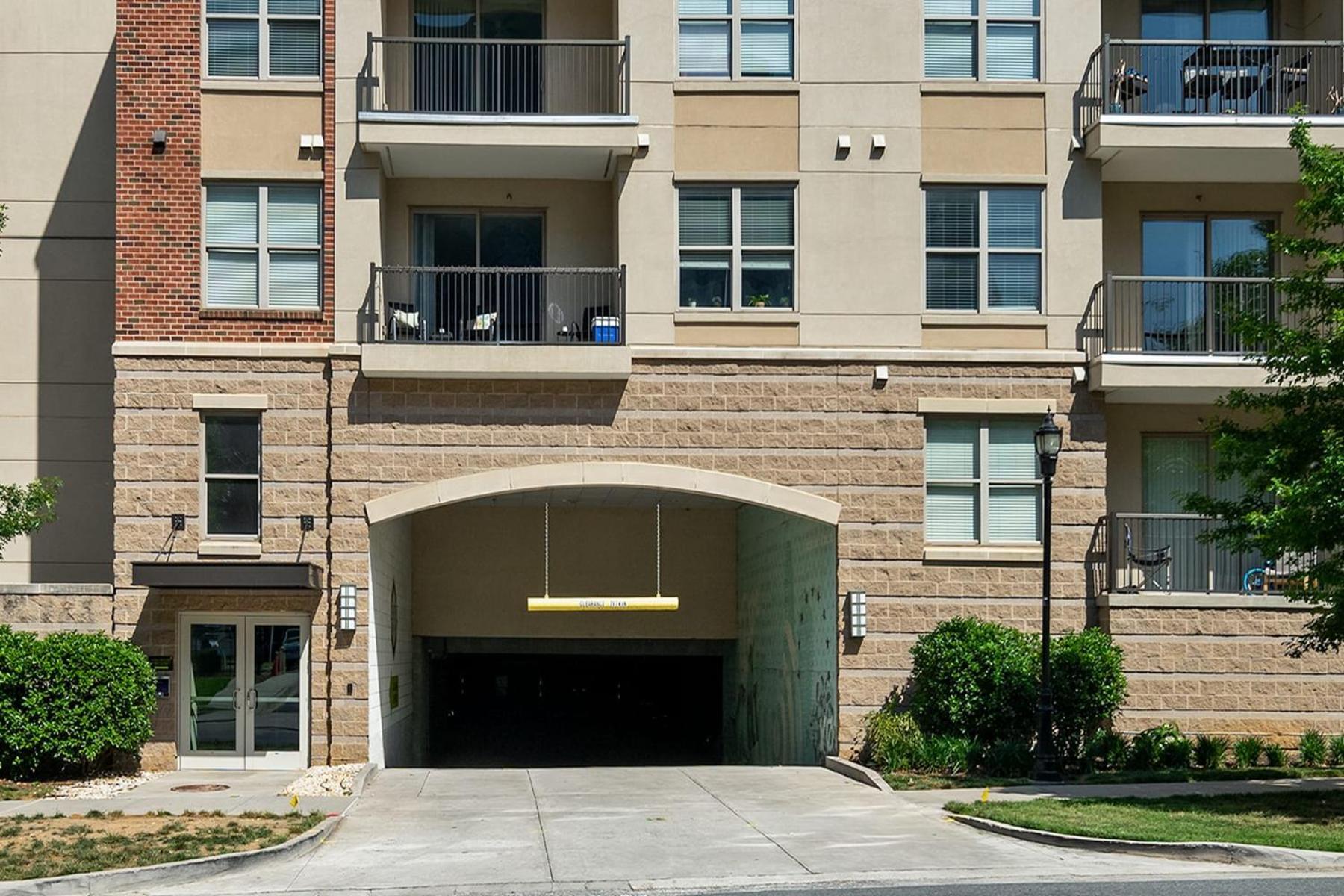 שרלוט Uptown 4Th Ward Luxury Apt Year-Round Pool מראה חיצוני תמונה