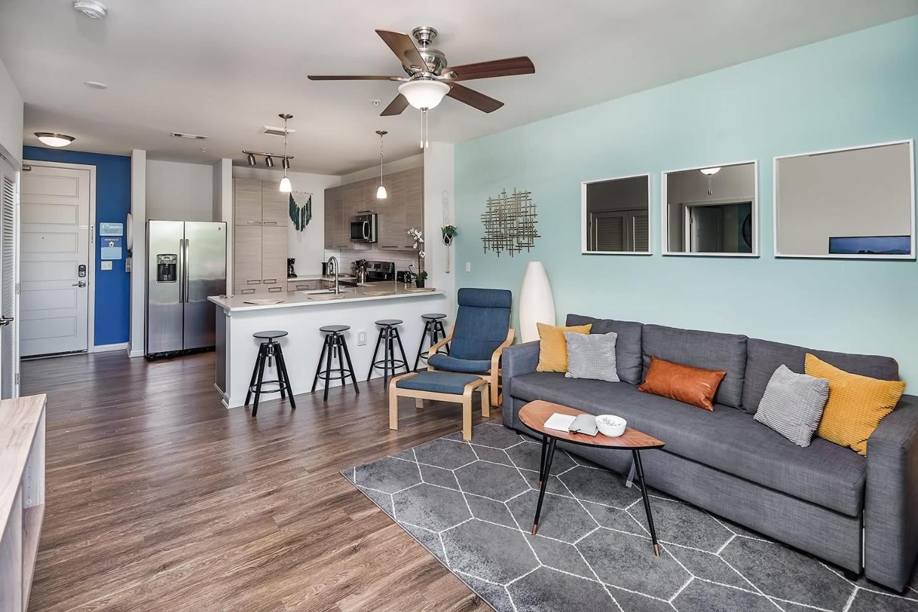 שרלוט Uptown 4Th Ward Luxury Apt Year-Round Pool מראה חיצוני תמונה